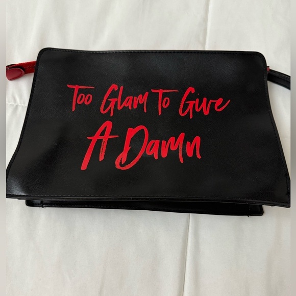 Victoria's Secret Black Too Glam To Give A Damn Makeup Cosmetic Bag Hearts Kiss - Picture 8 of 12